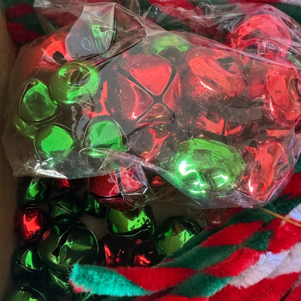 Christmas DIY Ornament Ball Picks with Bells - Picture 3 of 3